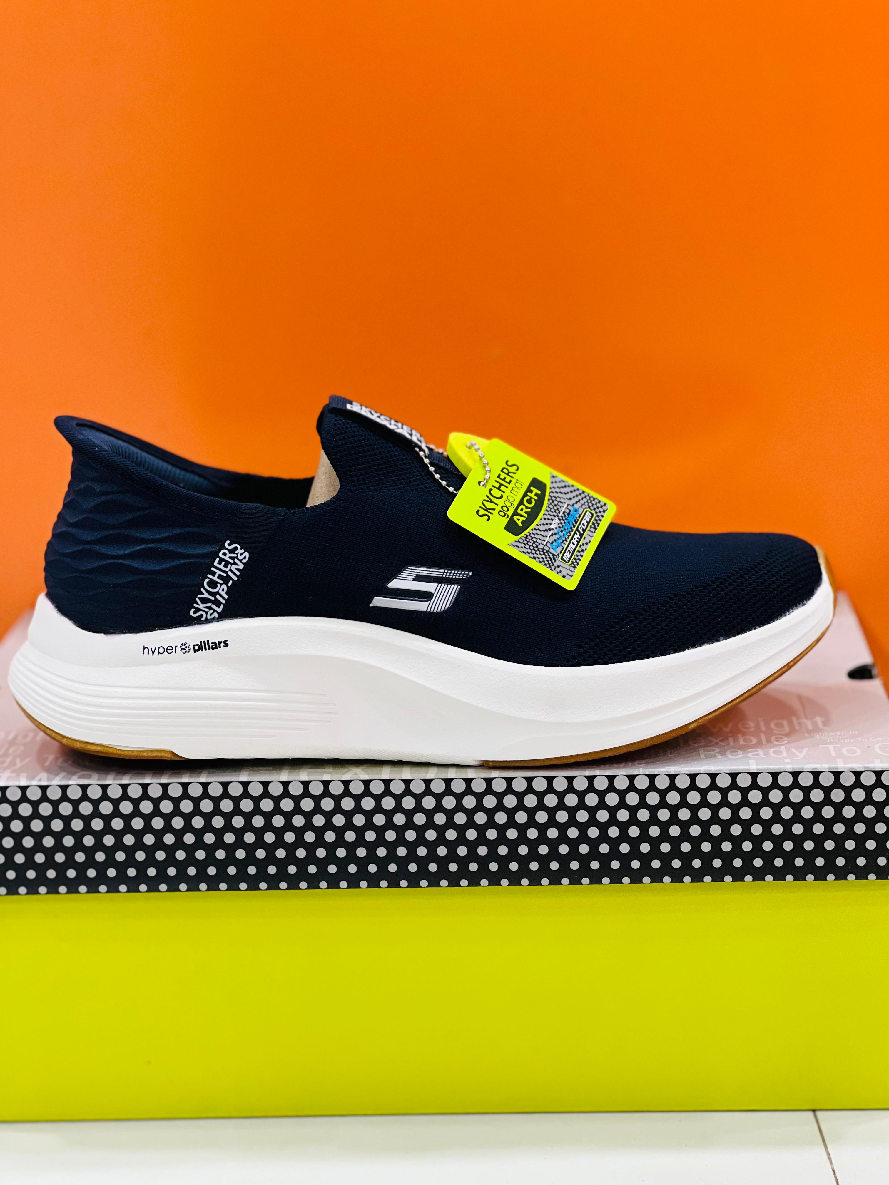 NEW SKECHERS